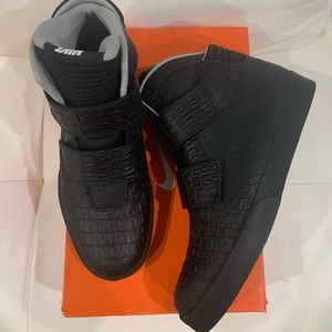 Men’s Nike Flystepper